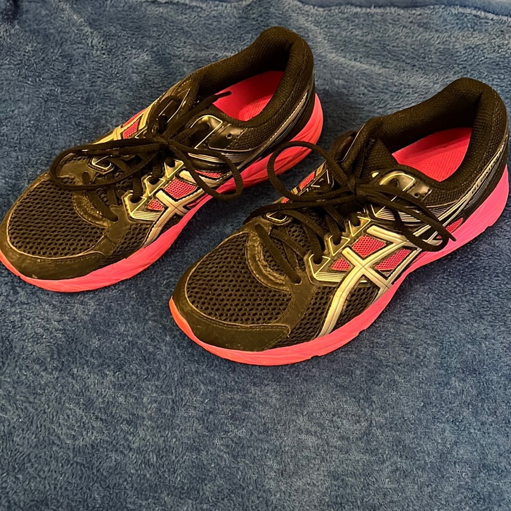 ASICS Black and Hot Pink Tennis Shoes